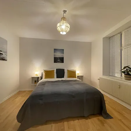 Aday - Large Terrace And 2 Bedrooms In The Heart Of Apartamento Randers