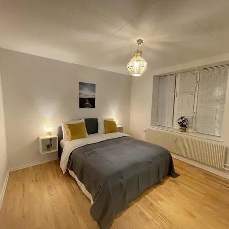 Aday - Large Terrace And 2 Bedrooms In The Heart Of * Randers